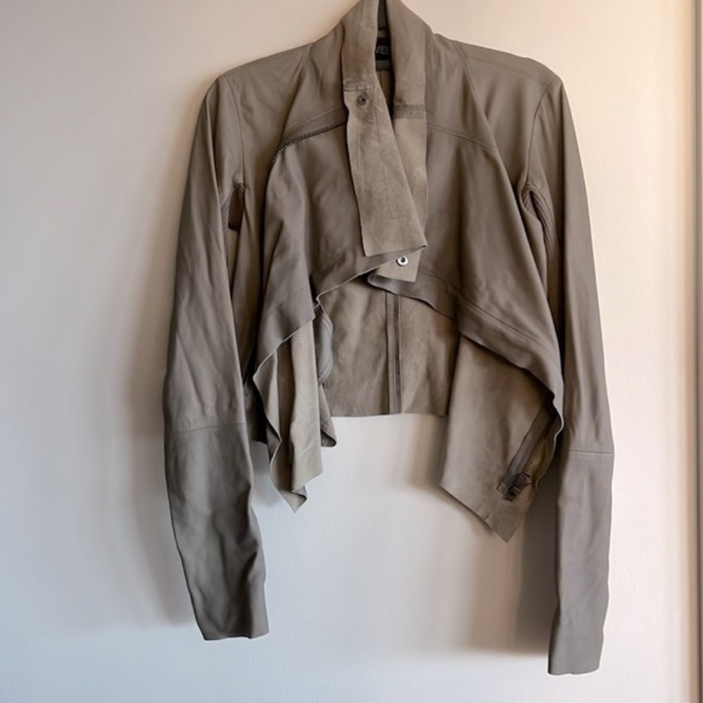 VEDA Leather Moto Biker Jacket - Picture 7 of 15